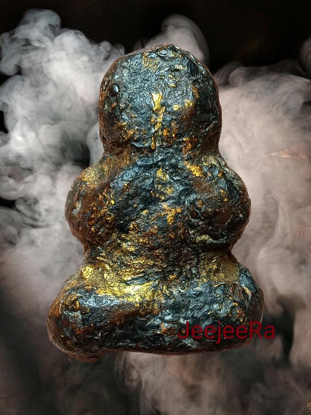 พระปิดตาหลวงปู่เอี่ยมวัดสะพานสูงแบ่งปัน