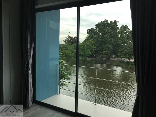 ขายบ้านเดี่ยวสไตล์โมเดิร์นย่านเลียบด่วน 61 ตรว. หมู่บ้านมณียา ถนนประดิษฐ์มนูธรรม หลังบ้าน วิวบึงน้ำ มุมพักผ่อนส่วนตัวท่า 7