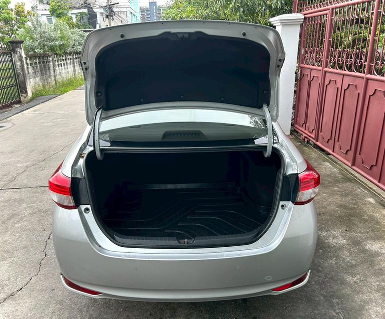 Toyota Yaris Ativ 1.2G ปี17 14