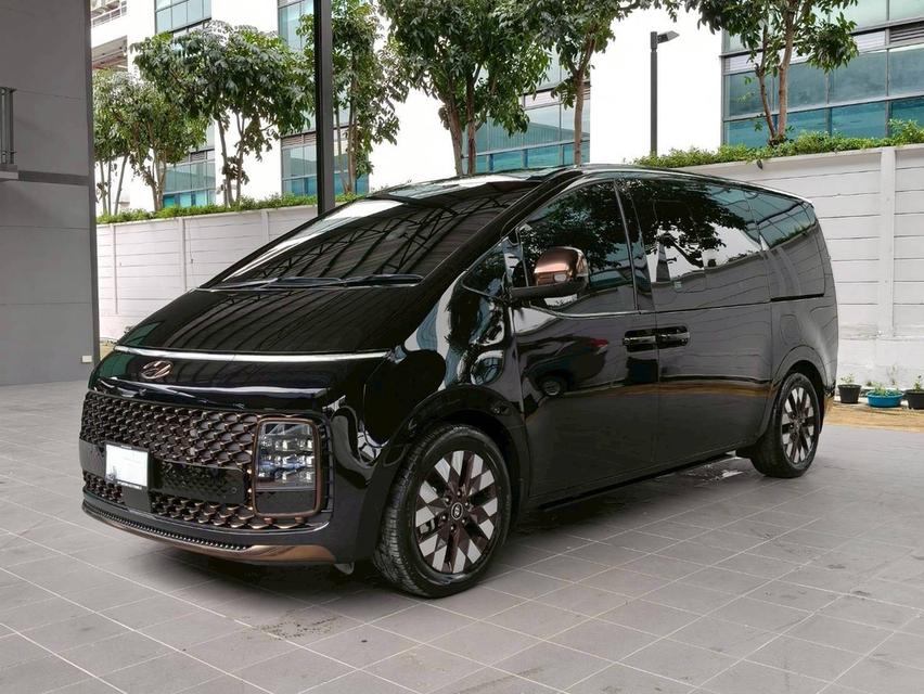 รหัสรถ KPC53 ‼️ Hyundai Staria Premium 2.2 ตัว Top สุด‼️