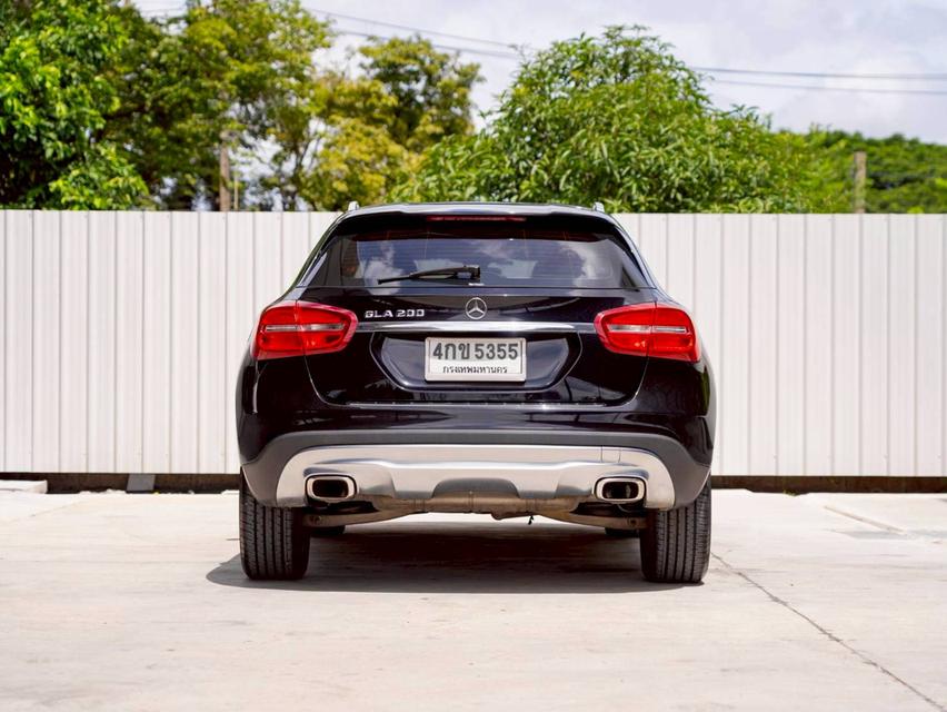 MERCEDES BENZ GLA200 1.6 Urban ปี จด 2015