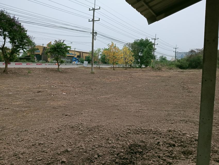 ที่ดินลำปาง ติดถนนพหล เหมาะทำโช์รูมรถ 1