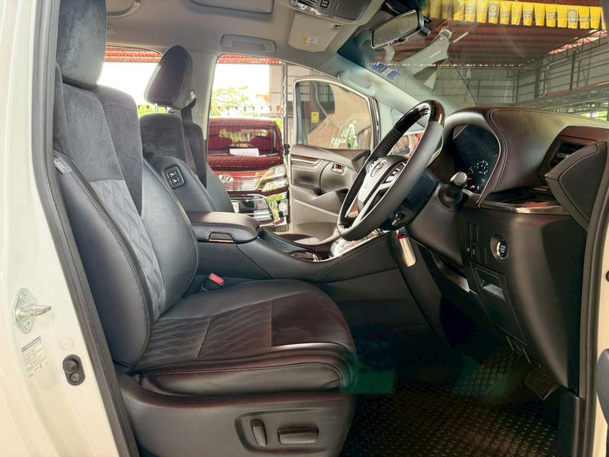 TOYOTA VELLFIRE 2.5 Z-G EDITION ปี2018ไม่เคยชน  รถสวยกริ๊บ พร้อมใช้งาน รูปที่ 9