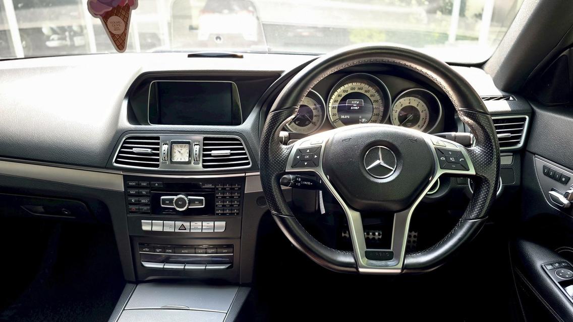 Benz E200 Coupe Amg ปี 2014 สีเทา มือเดียว ไมล์น้อยมาก รูปที่ 5