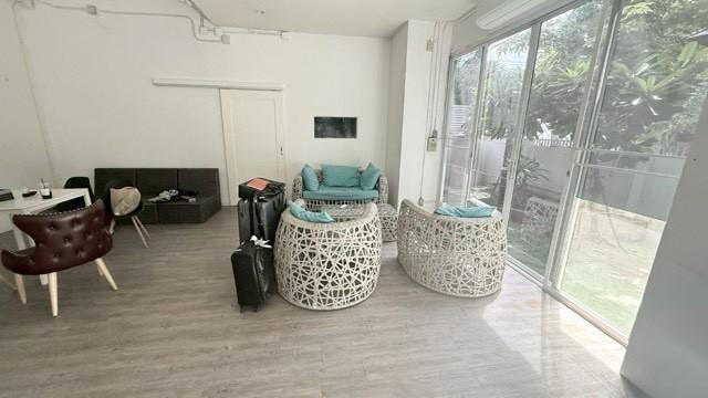 ให้เช่า Home office 2 ชั้น เนื้อที่ 101 ตร.ว.ทรง studio พื้นที่ใช้สอย 360 ตร.ม. สุขุมวิท 101/1 ใกล้ BTS ปุณวิถี 4