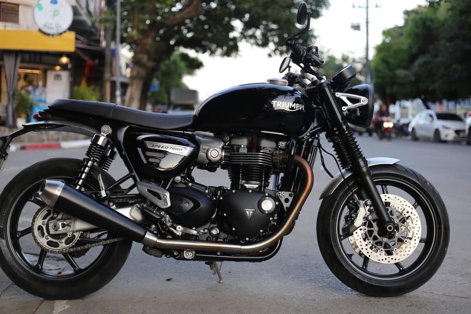 Triumph Bonneville T120 ปี 2021 สภาพป้ายแดง 8