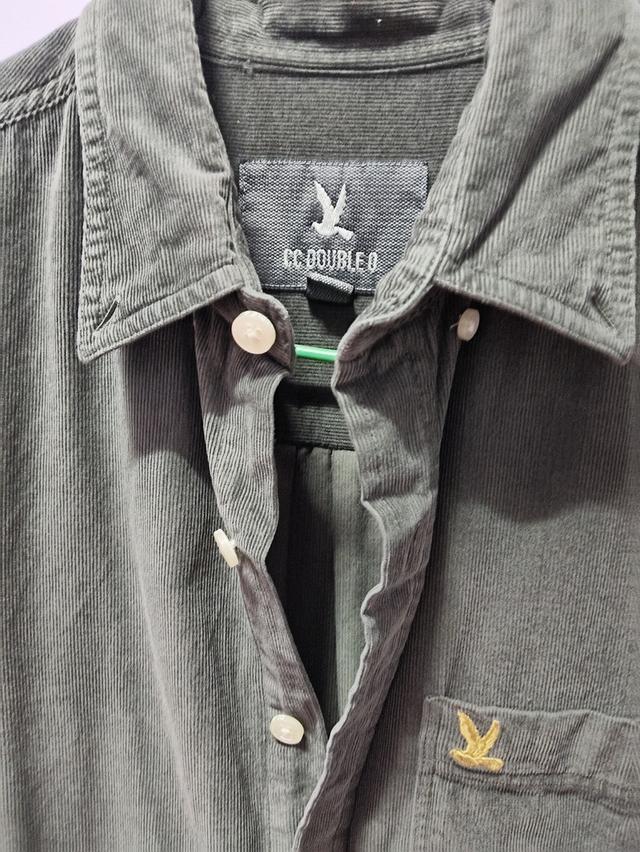 เสื้อเชิ้ตและเสื้อยืดผู้ชาย 7