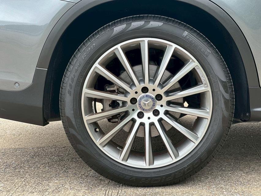 Mercedes Benz GLC250d 14