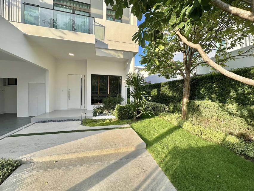 Luxury Family House for Rent หมู่บ้านมัณฑนา กม.15 9