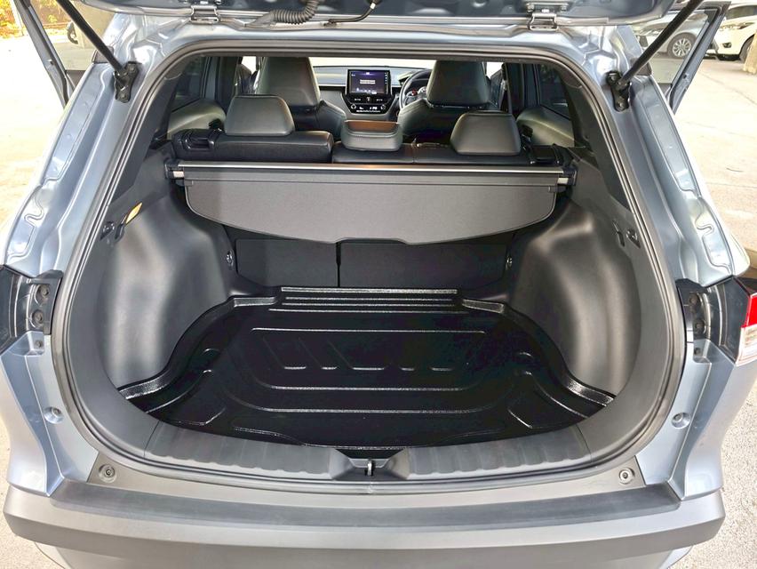 ขายรถ Toyota Corolla Cross 1.8 ปี 2021 สีเทา เกียร์ออโต้ 19