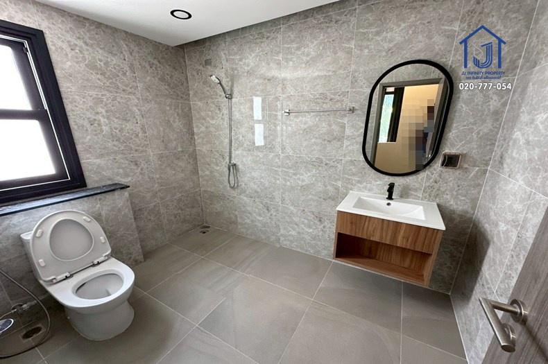 ขายบ้านแฝด 4 ชั้น บริทลอฟท์ Britloft ซอยลาดปลาเค้า 34 ซอยประเสริฐมนูกิจ15  ใกล้BTS มหาวิทยาลัยเกษตรศาสตร์ 14