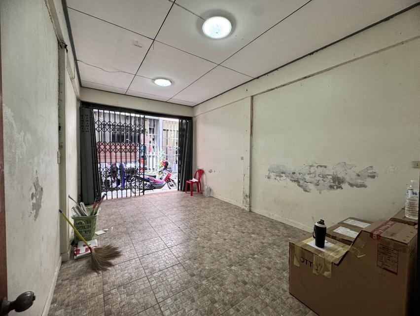 ขายตึกแถว ซอยจินดาถวิล แขวงมหาพฤฒาราม บางรัก ทำเลดีใจกลางเมือง (N.1984) 3