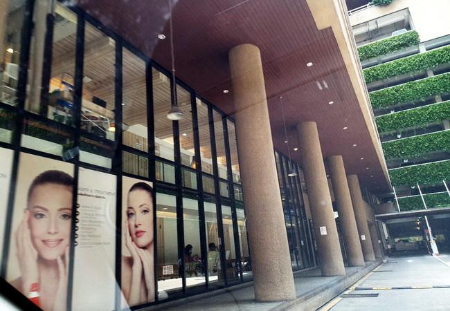 ขายสำนักงาน อโศกทาวเวอร์ส(Asoke Towers) ซอยสุขุมวิท 21 เนื้อที่ 271 ตร.ม. 1