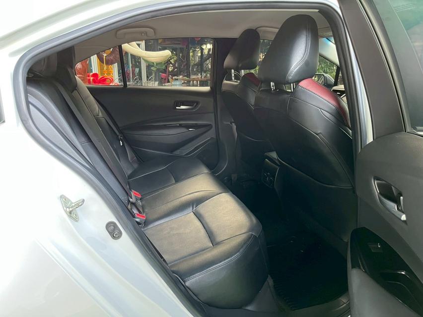 TOYOTA ALTIS 1.8 GR SPORT AT 2021 16