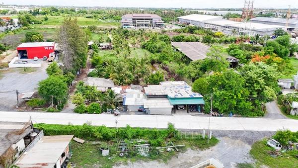 ขายที่ดินผืนใหญ่ 20 ไร่ 311 ตร.ว. ติด อบต.หอมเกร็ด ใกล้จุดตัดบรมราชชนนี-พุทธมณฑลสาย 7 ติดถนน 3 ด้าน 10