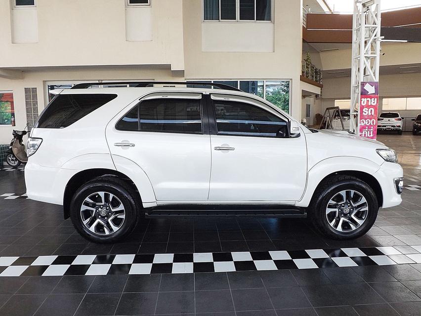 (แจ้งรหัสรถ KCY2602) TOYOTA FORTUNER 3.0 V 2WD AUTO ปี 2014 รูปย่อยที่ 3