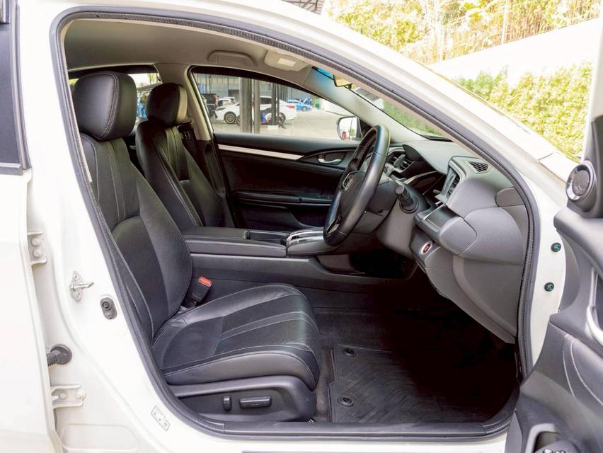 Honda Civic 1.8 EL ปี 2017 ♨️ ประกันเครื่องเกียร์3ปี3หมื่นkm ♨️ รูปที่ 8