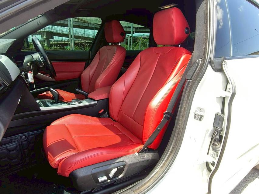 BMW #320d GT M sport Lci Top ปี 2019 สีขาว 5