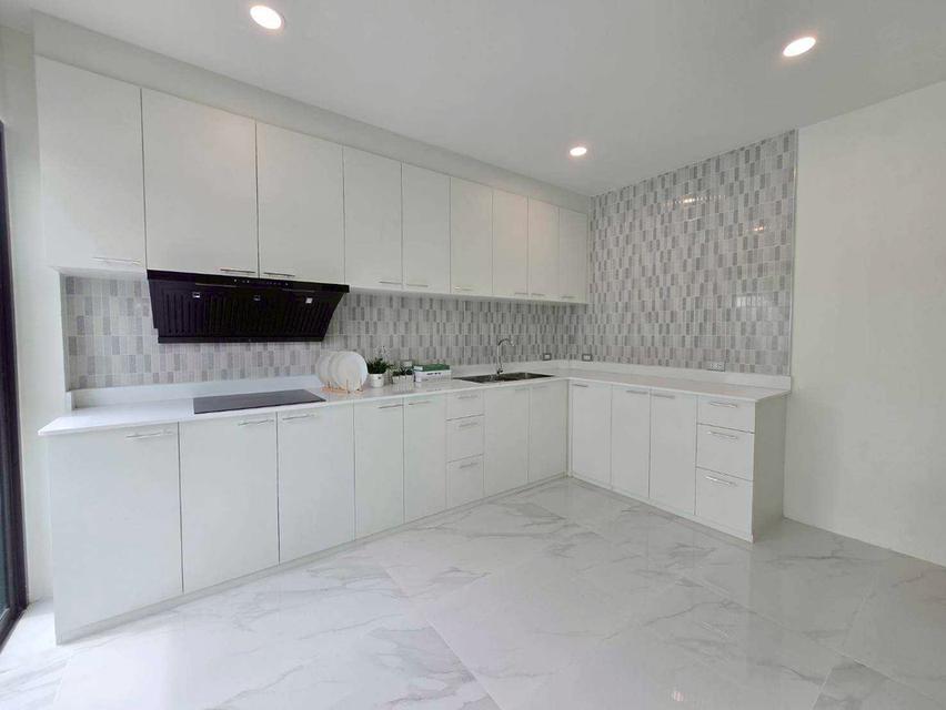 บ้านเดี่ยวหลังใหญ่ นวมินทร์ 127 8