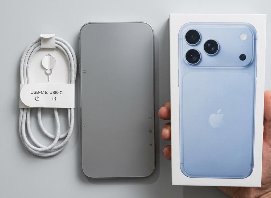 iPhone 18 Pro Max สีฟ้า Glacier 512GB รูปย่อยที่ 2