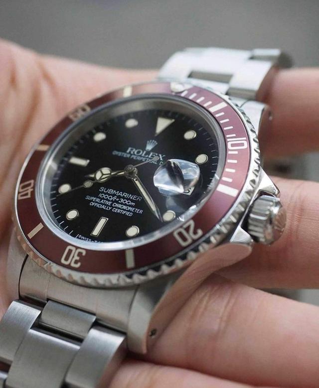 Rolex Submariner 16800 4