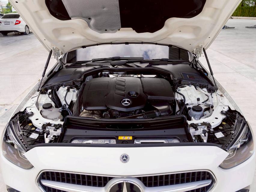 Benz C220d ปี22 18
