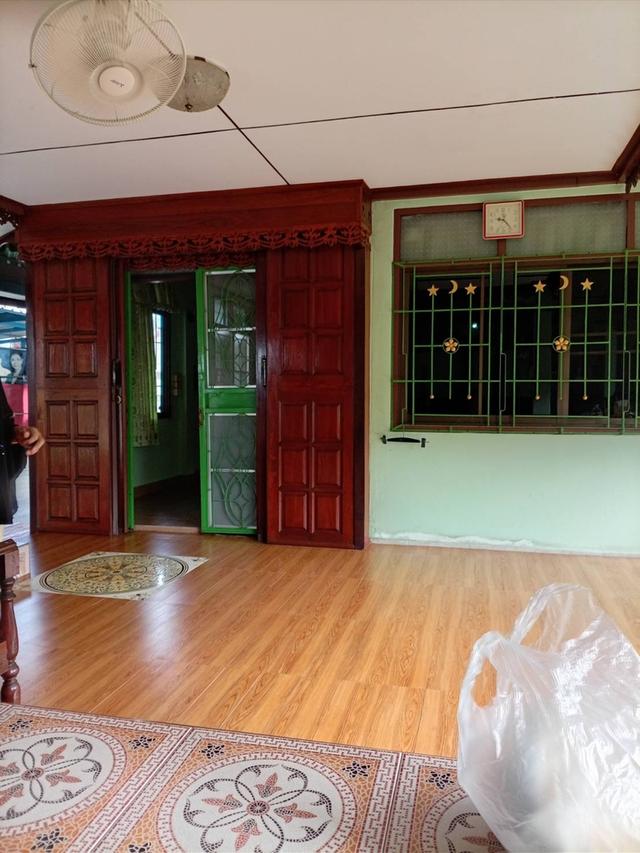 ขายบ้านเดี่ยวพร้อมที่ดินในกรุงเทพมหานคร 10