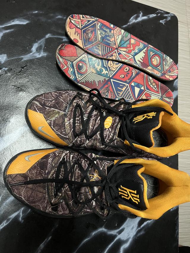 Nike kyrie 5 "taco". 2