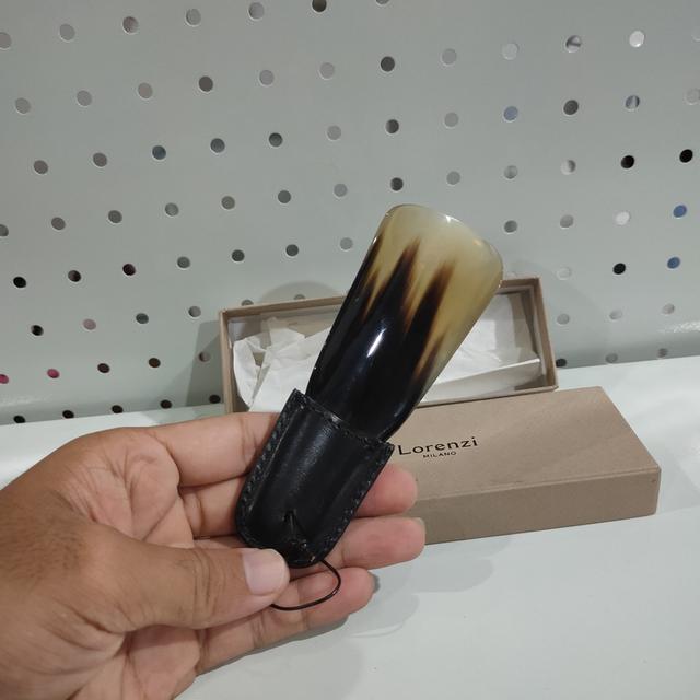 🔥ช้อนรองเท้า Lorenzi Milano, Arts&Science shoehorn รูปที่ 4