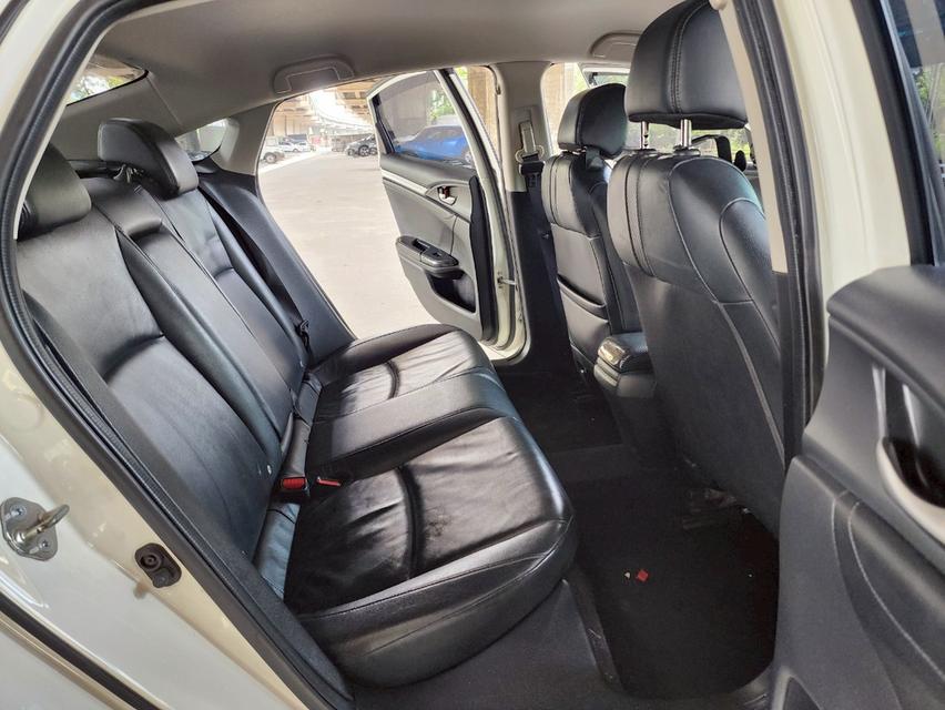 Honda Civic 1.8EL ปี 2018 9