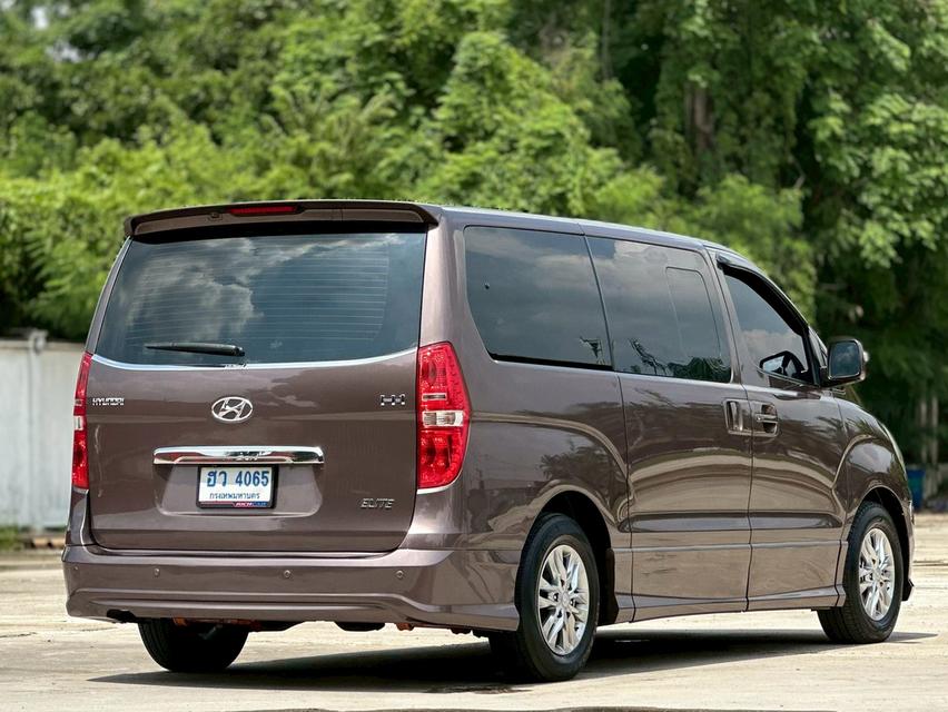 รหัสรถ PAT4065 Hyundai H1 2.5 Deluxe 2015