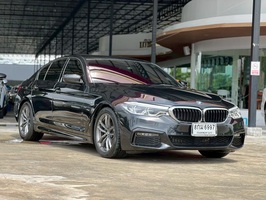 BMW SERIES 5 520d M SPORT ปี 2018