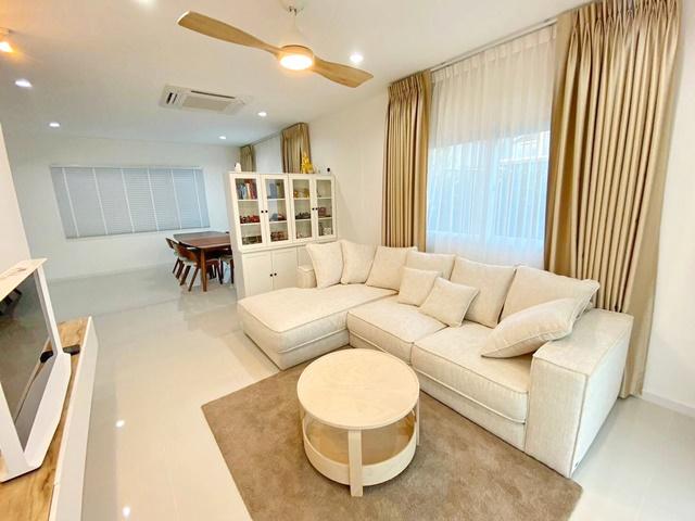 ขายขาดทุนจำเป็นต้องใช้ 4-5นอน ตลาดบางปูใหม่ 5.9กม. ขายคฤหาสน์เดี่ยวใหญ่ที่สุด 2ชั้น หลังมุม อยู่หน้าสวน 79 ตร.วา.220 ตร. 2