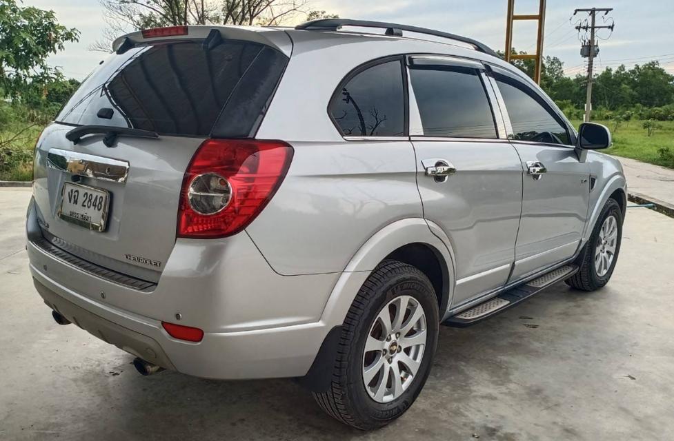 Chevrolet Captiva ปี 2010 สีเทา