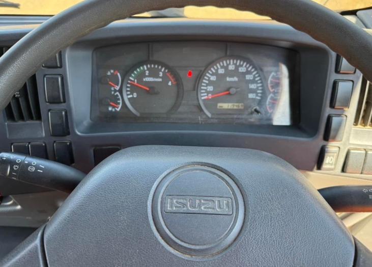 รถ 6 ล้อดั้ม ISUZU 210 ปี 2561  5