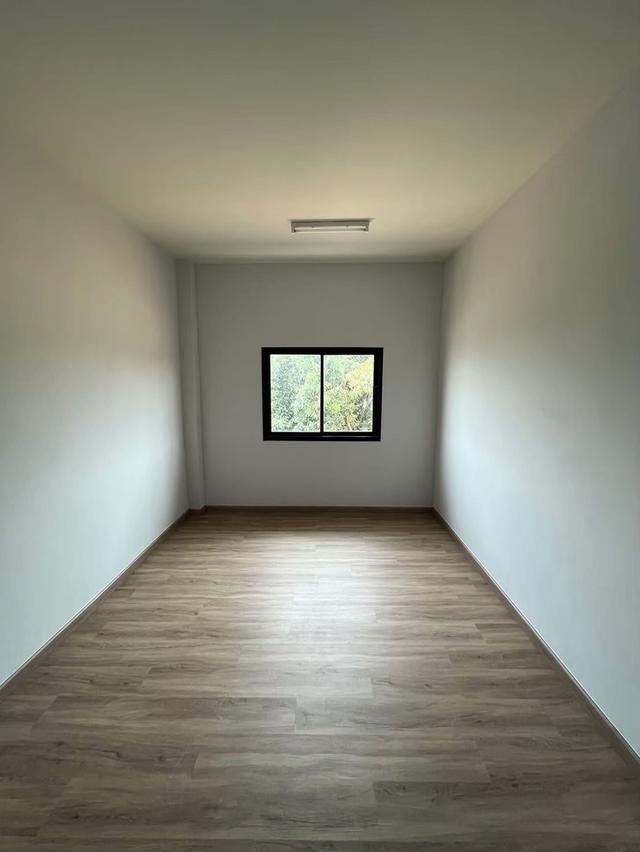 ทาวน์โฮม/อาคารพาณิชย์สวยนครสวรรค์สร้างใหม่ ติดถนนหลัก เข้าอยู่ได้ทันที 10