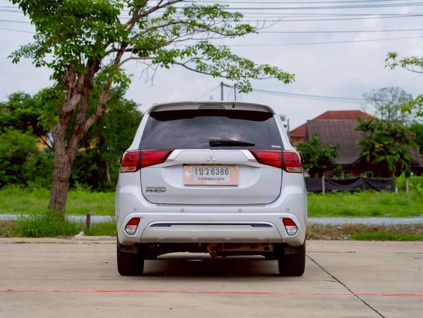 Mitsubishi Outlander Phev 2.4 GT Premium 4wd ปี 2021 6
