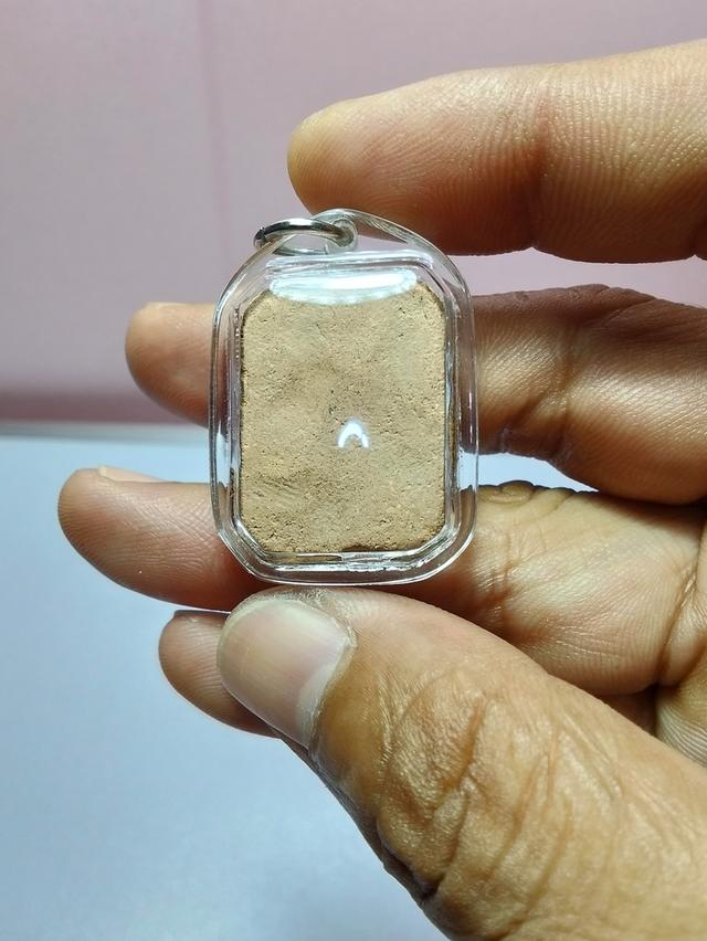 พระผงหลวงพ่อปาน พิมพ์หนุมานแบกแท่น 3 ชั้น 5