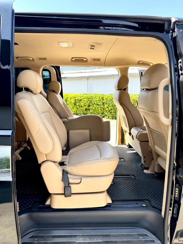 HYUNDAI H-1 2.5 Elite ปี2018 ไมล์น้อย 66,xxx โลแท้ เข้า 0 ตลอดรถบ้านมือเดียวป้ายแดง ยางใหม่ปี 25 8