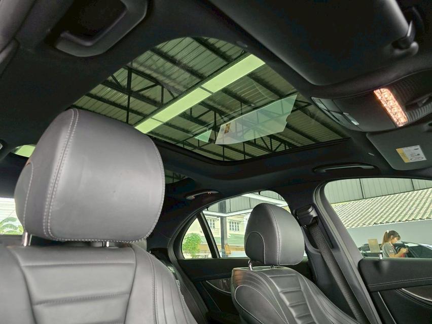รหัสรถ WMT2113 BENZ E300e AMG Dynamic Facelift ปี 2021 รูปที่ 13