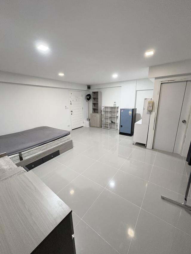 คอนโด ลิฟวิ่งเพลสคอนโด 8