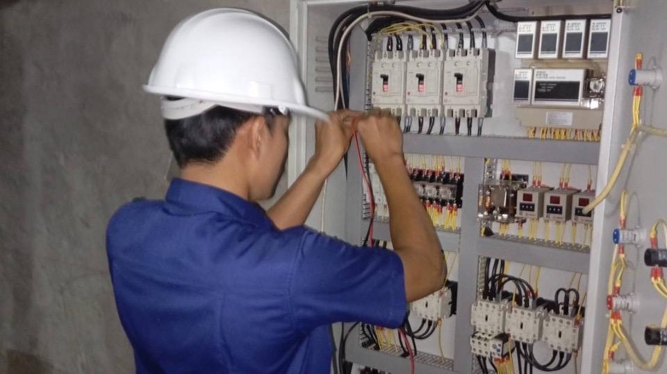 ซ่อมไฟฟ้า แผงวงจร กทม.