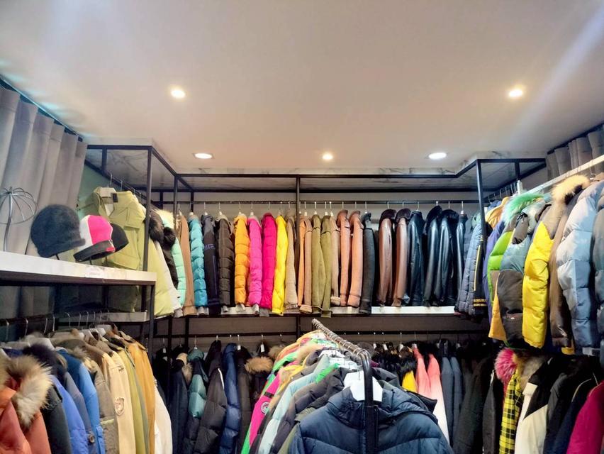 🚩💥ให้เช่า ทาวน์โฮม พร้อมกิจการร้านเช่าเสื้อกันหนาว และอุปกรณ์กันหนาว ครบวงจร พร้อมทำกิจการต่อได้เลย บางนา บางพลี สมุทรปราการ 18