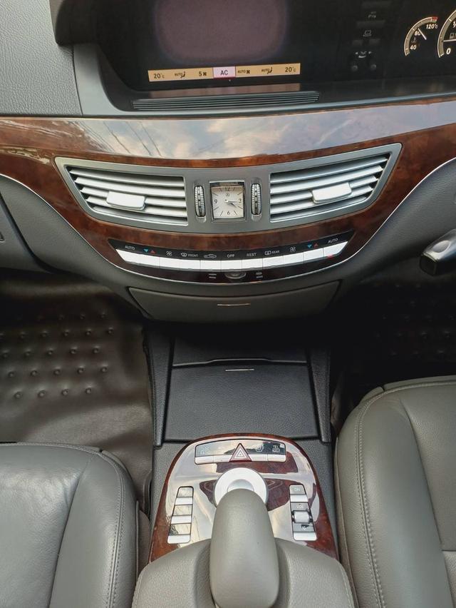 ท้าชนสวยที่สุดในรุ่น 2008 BENZ S Class 300L Sunroof ประตูดูด 15