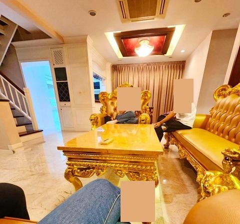 วัชรพล ทางด่วนเอกมัย-รามอินทรา 5นอน คฤหาสน์ใหญ่ 2หลัง ให้เช่า สุขาภิบาล5 เพลินนารี 120 ตร.วา แอร์9ตัว เฟอร์นิเจอร์บิ้วอิ 4