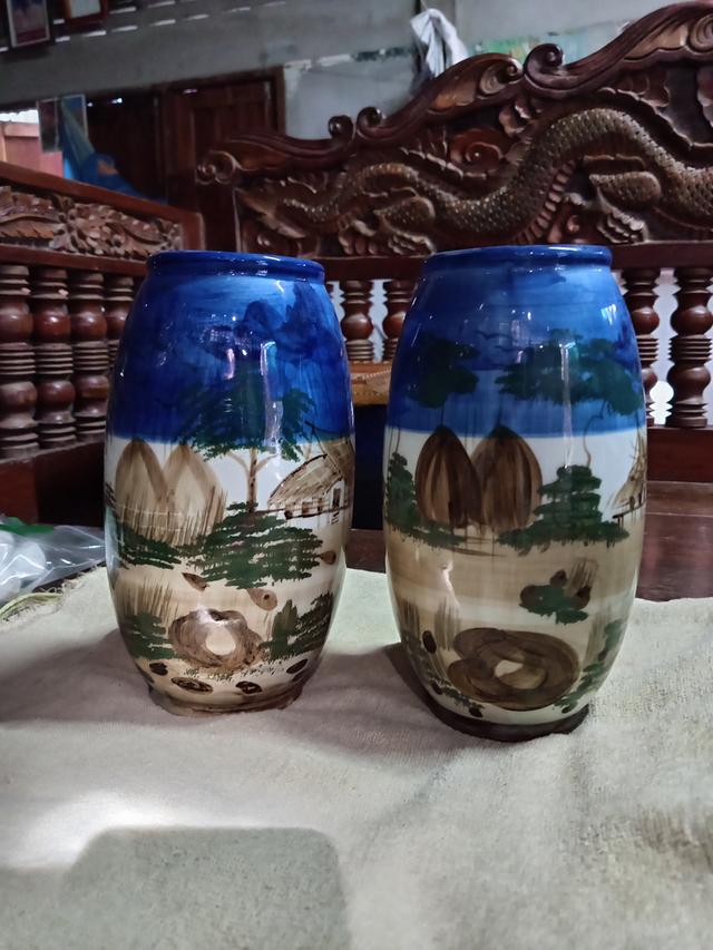 แจกันเซรามิก​ ปีพ.ศ.2510 อายุ50ปี