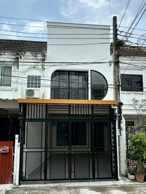 ขาย ทาวน์เฮ้าส์ 2 ชั้น หมู่บ้าน ประชากรไทย ซอยลาดพร้าว 93 