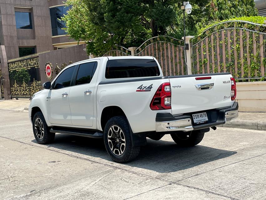 TOYOTA HILUX REVO DOUBLE CAB 2.8 HIGH 4WD ปี 2022 AUTO 4X4 สภาพนางฟ้า รูปย่อยที่ 2