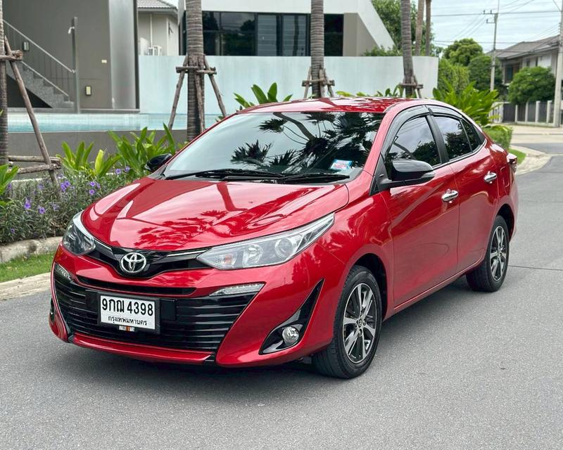 TOYOTA YARIS ATIV 1.2 S เกียร์ Auto สีแดง ปี 2019