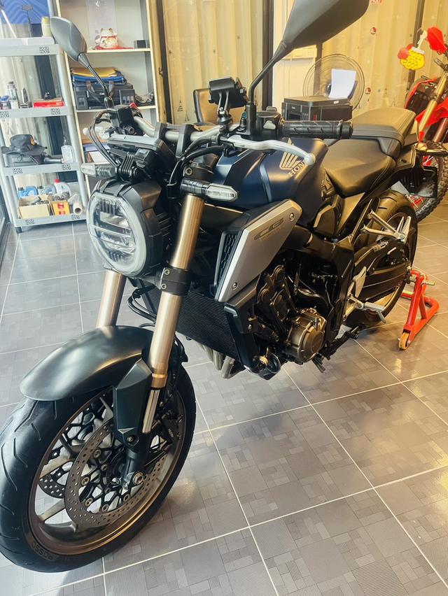 ขายด่วนCb650r ปี2019 รูปย่อยที่ 4